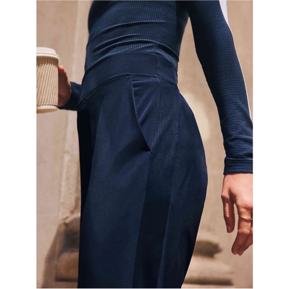 Athleta Brooklyn Mid Rise Ankle Pant NWOT Navy - Picture 7 of 10